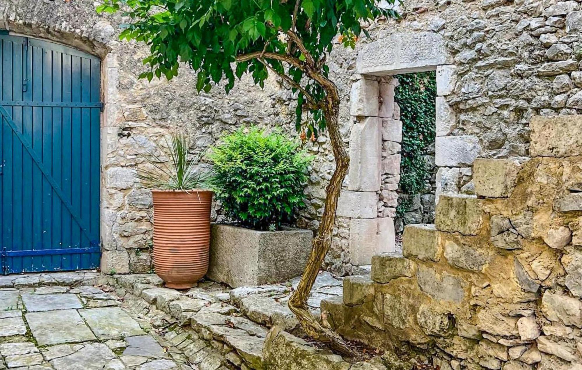 Lovely Home In Lussan With Outdoor Swimming Pool Exterior photo